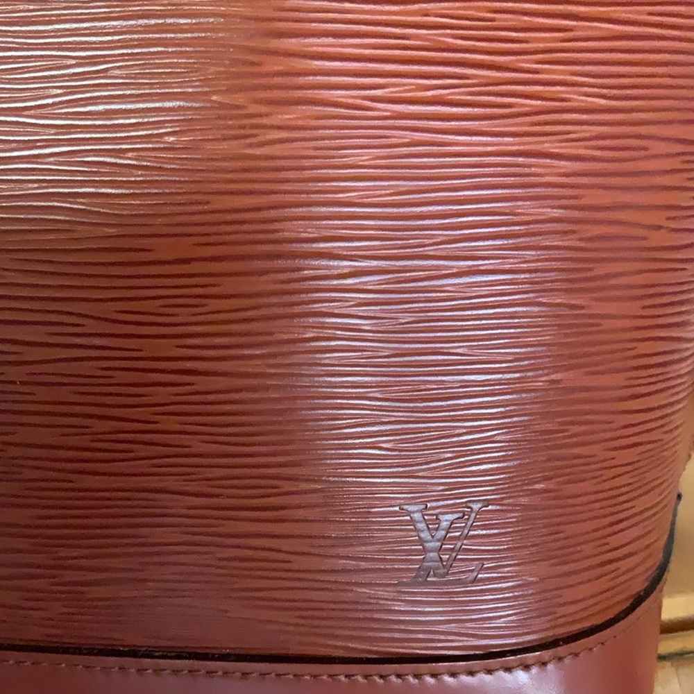 Louis Vuitton Epi Alma PM Cipango🌟 - Picture 9 of 16
